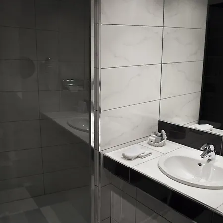 Du Grand Saint Antoine Hotel 3*