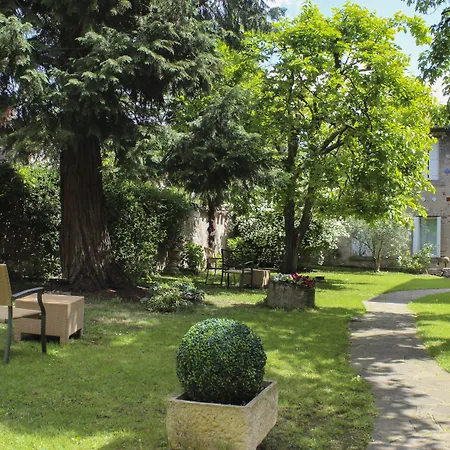 Du Grand Saint Antoine Hotel