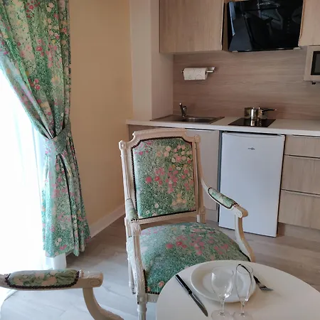 Hotel Du Grand Saint Antoine 3*