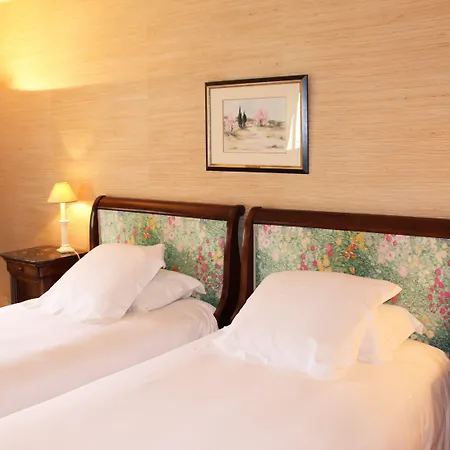Du Grand Saint Antoine Hotell