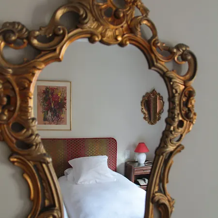 Du Grand Saint Antoine Hotell