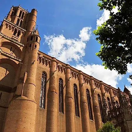 فندق Du Grand Saint Antoine ألبي