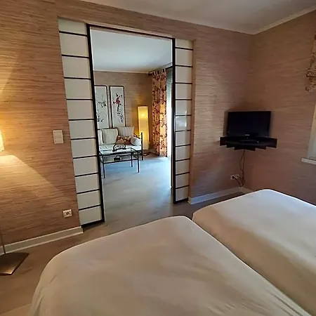 Du Grand Saint Antoine فندق ألبي