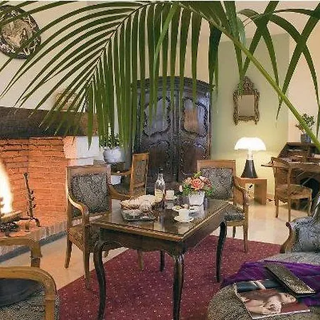 Du Grand Saint Antoine Hotell